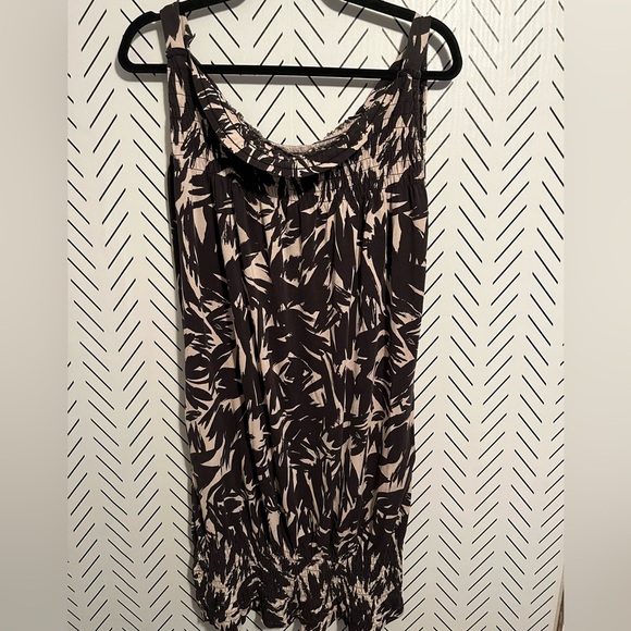 Diane Von Furstenberg Black and Cream Silk Dress - Picture 3 of 11